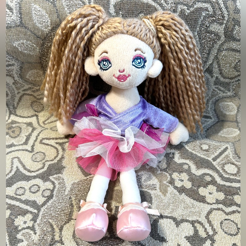 4/$20 Vintage 2000 Ballerina Soft-bodied Doll Keel Simply Soft Collection